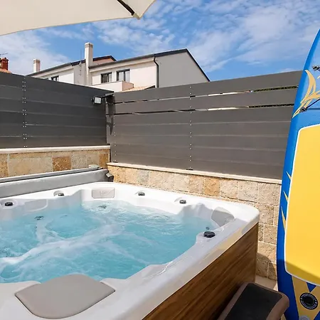Apartment Stunning In Stancija Portun With Wifi *