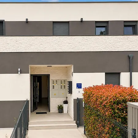 Apartment Stunning In Stancija Portun With Wifi